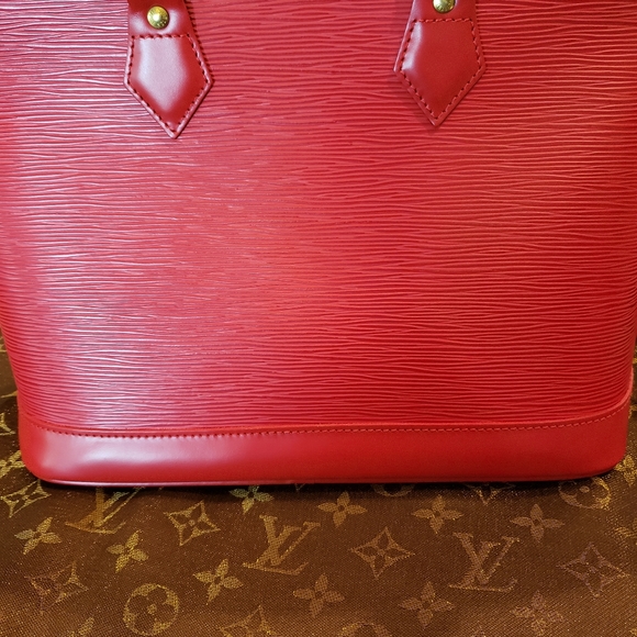 Louis Vuitton Alma PM - Picture 4 of 13